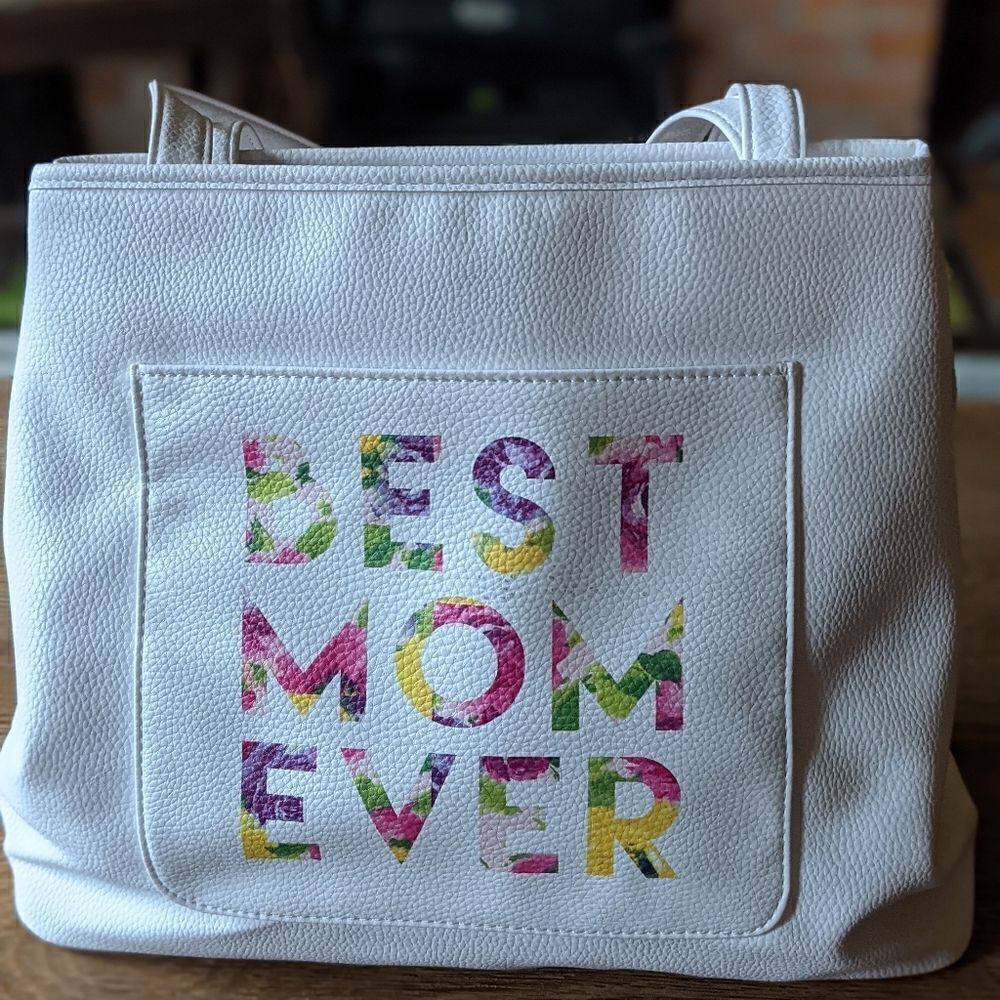 Minicci Best Mom Ever White Vegan Leather Purse - Picture 13 of 13